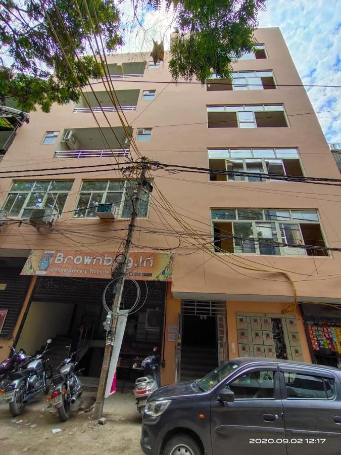 Hotel Royal Town 뉴델리 외부 사진
